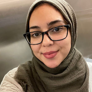 Meet your Posher, Aya